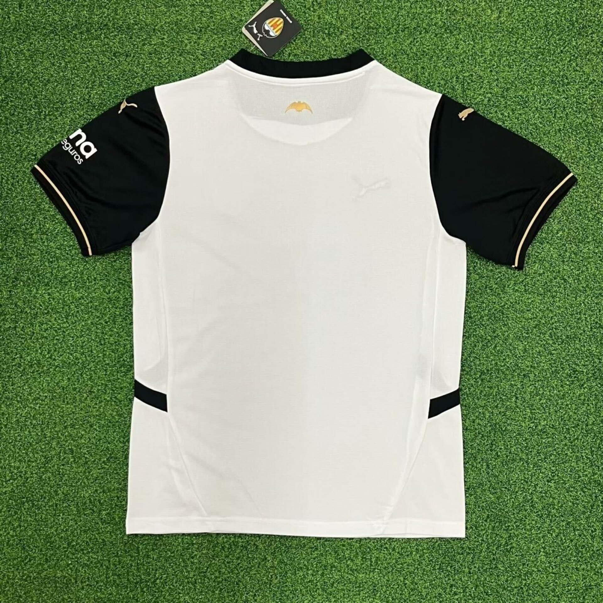 EQUIPACION DE VALENCIA TEMPORADA 2024/2025 - 2